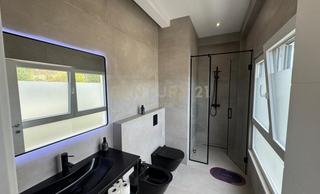 Jepet me qera Vilë individuale në Mjull-Bathore, Tiranë!<span class="title_detail">Vilë for rent në Mjull-Bathore, Tiranë</span>